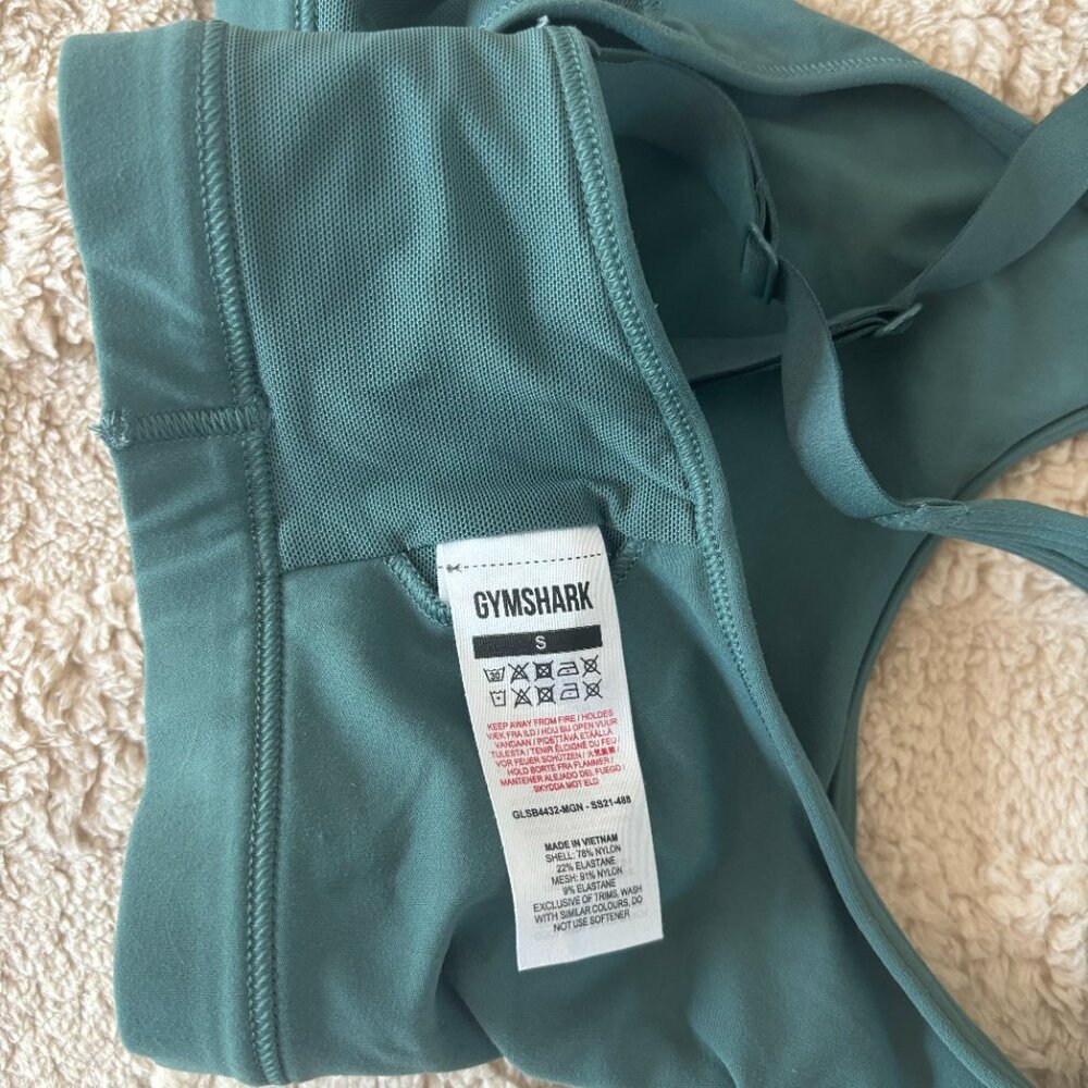 Gymshark Essentials Bra - Picture 3 of 3